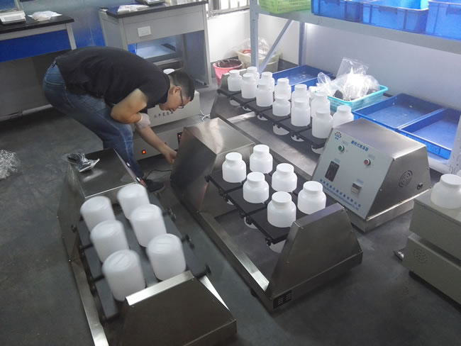 湖南昊德儀器設備有限公司,實驗室自動化設備,湖南儀器儀表,全自動翻轉(zhuǎn)式振蕩器,垂直振蕩器,翻轉(zhuǎn)萃取器,高壓過濾器,  尿碘消解器